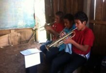 Carece de Instrumentos la Escuela de Música Tambora P’urhépecha, que Atiende a Niños y Jóvenes de Escasos Recursos