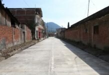 Entregan Pavimentación de Calle Corregidora y Sala de Espera del Centro de Salud de Capacuaro