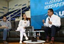 Dialoga Gobernador con Jóvenes de la UVAQ