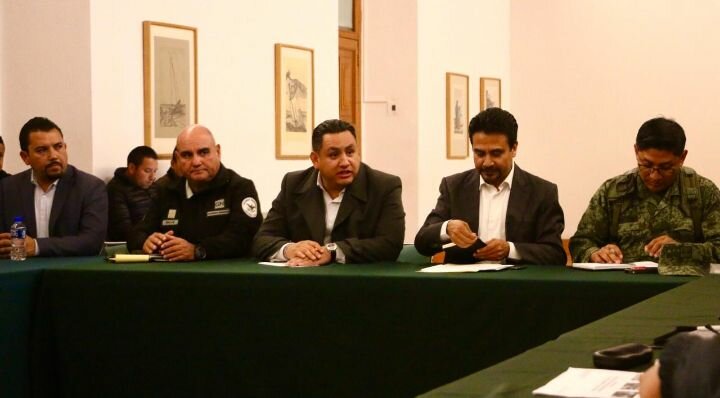 Estrechan Trabajos Víctor Manríquez y Gobierno del Estado Para Sumar a la Gobernabilidad en Uruapan Estrechan Trabajos Víctor Manríquez y Gobierno del Estado Para Sumar a la Gobernabilidad en Uruapan