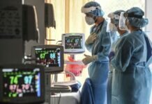 Casos Globales de Covid-19 Bajan por Sexta Semana Consecutiva