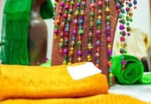Autoridades Municipales Inauguran Exhibición y Venta de Rebozos y Accesorios Artesanales de Michoacán