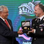 Condecoran al Comandante Italiano Roberto Riccardi por Recuperar Piezas Arqueológicas