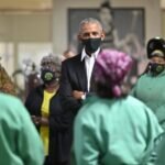 Obama Pone Primera Piedra de su Centro y Alerta por Fracaso de Instituciones