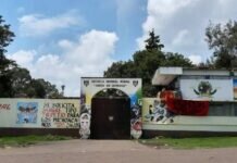 Entrega SEE a Normal Rural de Tiripetío Mobiliario, Material de Mantenimiento y un Vehículo Oficial