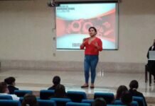 Alumnos de CONALEP Reciben Charla Sobre Equidad de Género