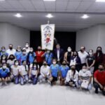 Nacho Campos Abandera a Atletas Uruapenses