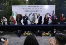 Uruapan se Hermana con Laredo Texas