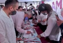 Firma Bedolla a Favor de Consulta de Ratificación de Mandato