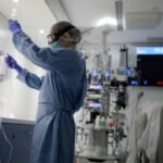 Pandemia Avanza Ahora a dos Velocidades, Vacunados y los que no lo Están: OMS