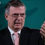 Ebrard, Nominado en EU Como Persona del Año por Demanda Contra Fabricantes de Armas