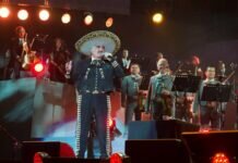 “El Mundo de la Música Pierde a un Ícono”: Joe Biden Envía Condolencias por la Muerte de Vicente Fernández