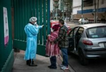 Ómicron Dispara los Casos en México y Presiona al Sistema de Salud