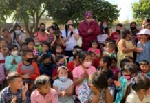 “Juntos Buscando Poder de Gestión A.c.” y DIF Municipal, Entregan Juguetes a Niños de la Zona Oriente de Uruapan