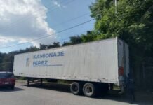 Policía Municipal Recupera un Tractocamión y una Caja Seca de Camión con Reporte de Robo