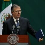 Reconocen a Ebrard Como Persona del Año
