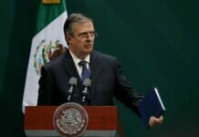 Reconocen a Ebrard Como Persona del Año