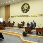 AMLO Pide a Consejeros del INE “Hacer un Esfuerzo” en Austeridad Para Realizar Revocación de Mandato