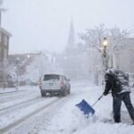 Tormenta Invernal Deja sin luz a Miles en Ee.uu. en su Avance Hacia Canadá