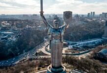 Rusia Anuncia Retiro de Tropas Ante Tensión con Ucrania