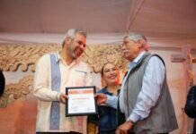 Celebra Bedolla la preservación de artesanías michoacanas