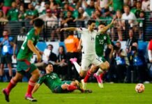 Por gritos homófobos, Concacaf activa protocolo antidiscriminación contra México