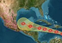 La llegada del huracán Beryl a México